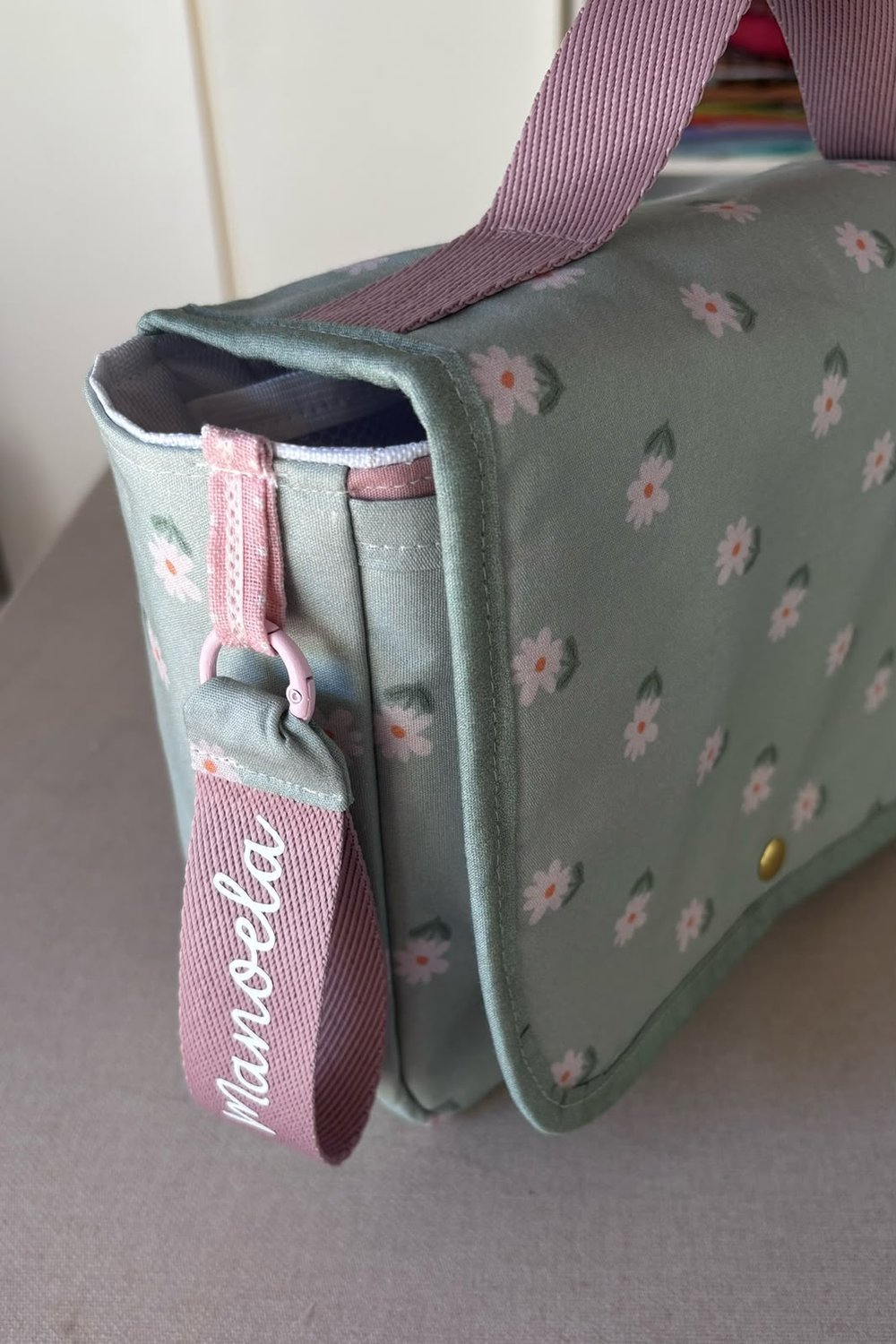 Bolsa Maternidade Floral Verde Personalizada
